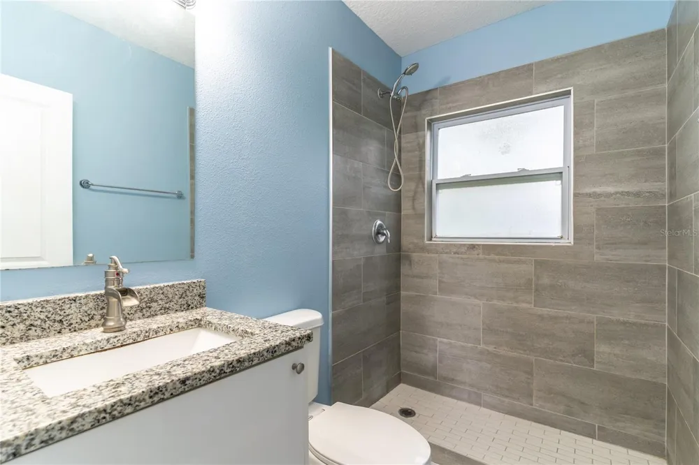 1207 W CYPRESS STREET Orlando, FL 32805