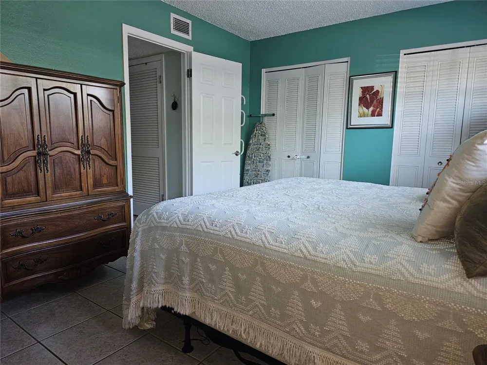 2525 W BAY DRIVE #A13 Belleair Bluffs, FL 33770