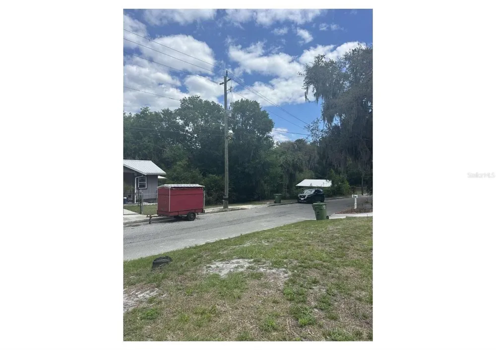 1206 S 12TH STREET Palatka, FL 32177