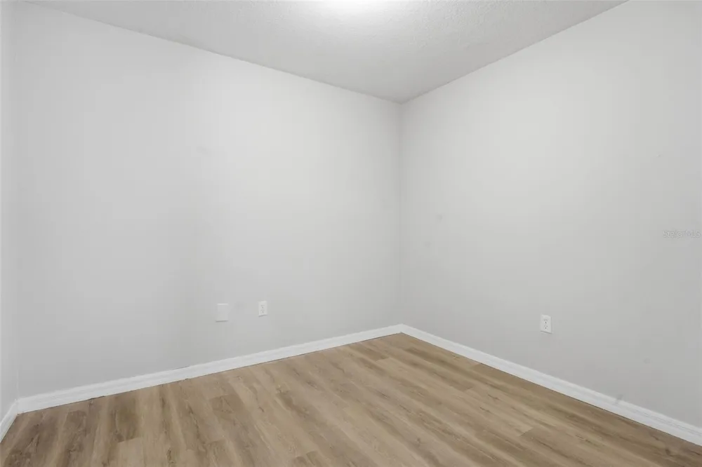963 E MAIN STREET Haines City, FL 33844