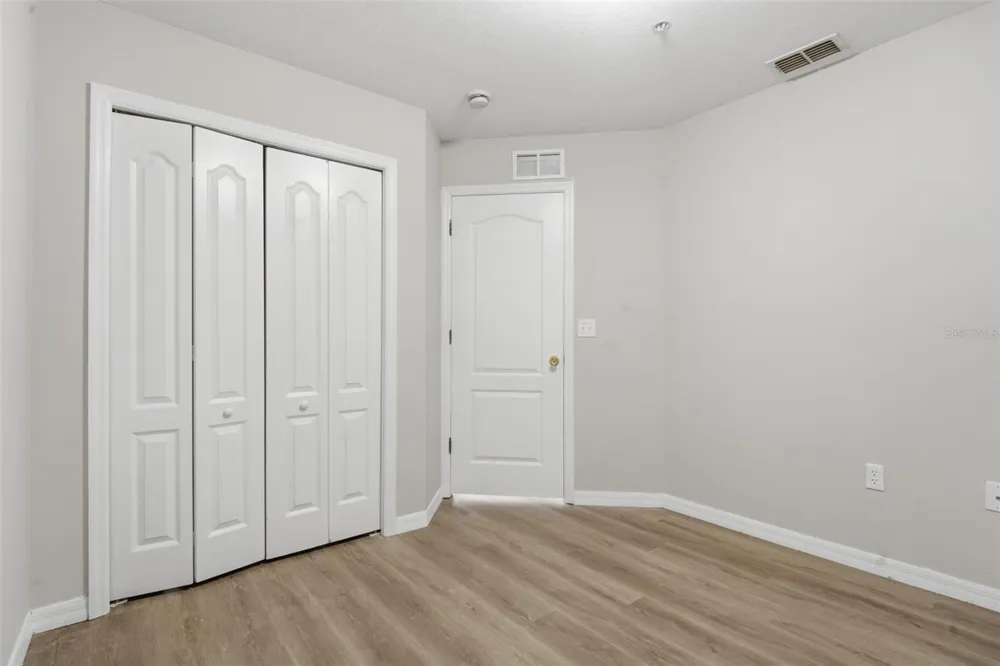 963 E MAIN STREET Haines City, FL 33844
