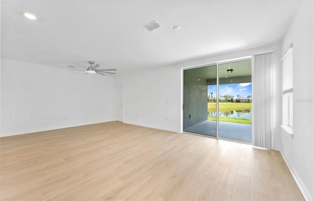 3033 WINDSWEPT WAY Wildwood, FL 34785