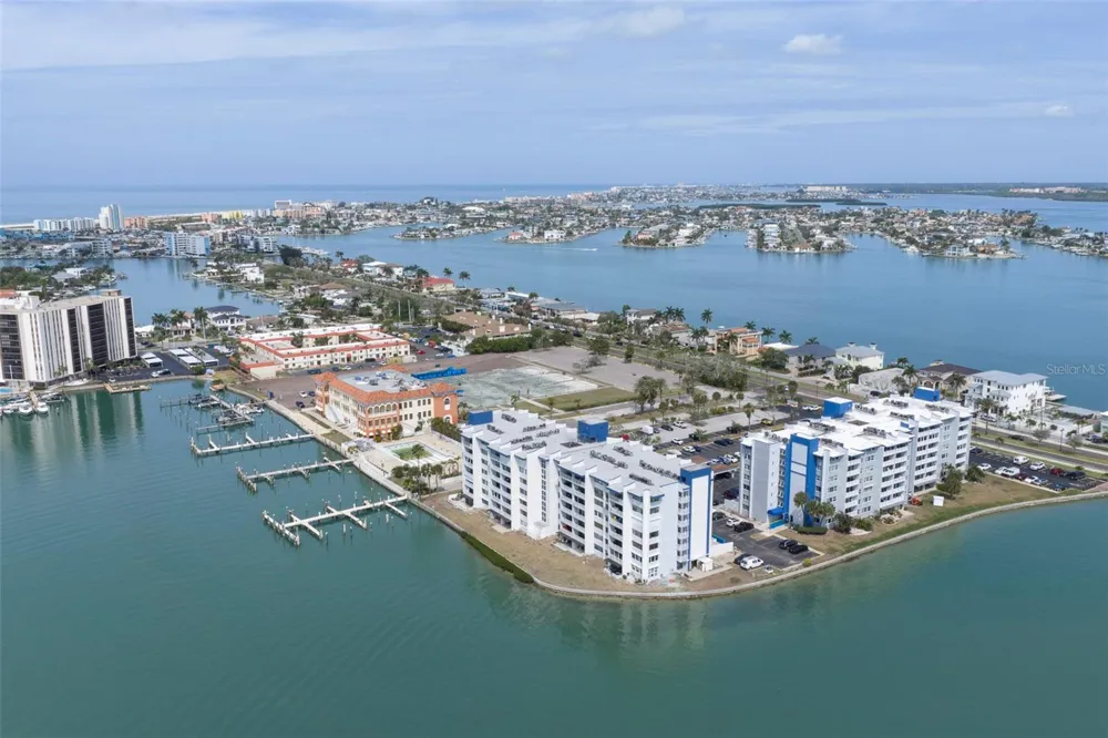 450 TREASURE ISLAND CAUSEWAY #105 Treasure Island, FL 33706