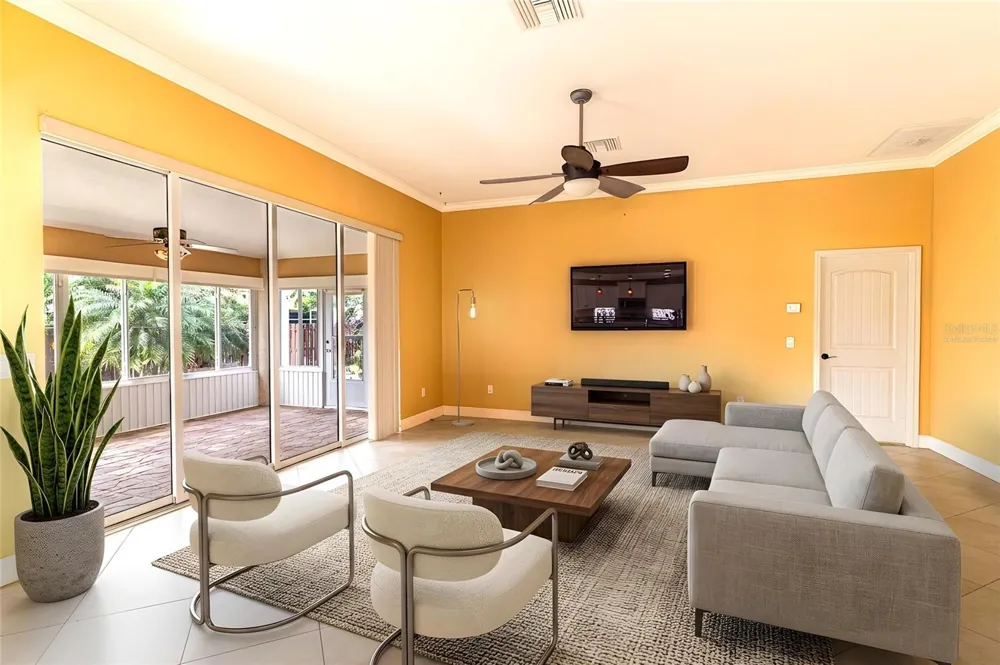 3715 SEBRING PARKWAY Sebring, FL 33870