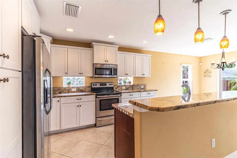 3715 SEBRING PARKWAY Sebring, FL 33870
