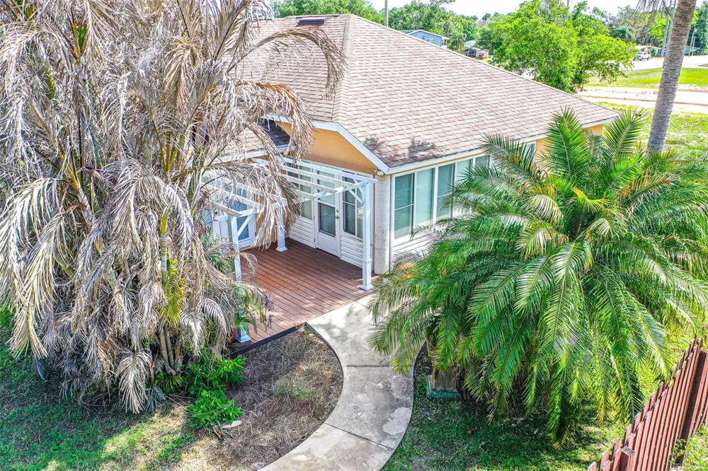 3715 SEBRING PARKWAY Sebring, FL 33870