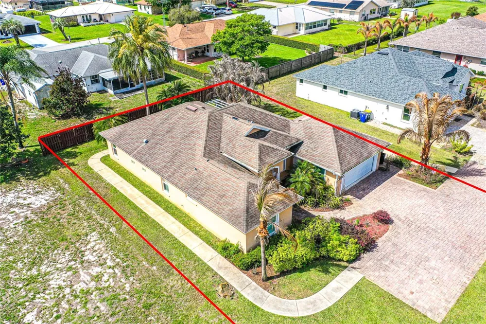 3715 SEBRING PARKWAY Sebring, FL 33870