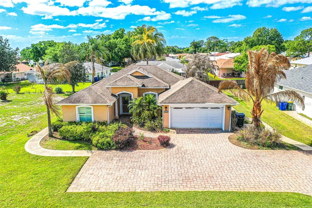 3715 SEBRING PARKWAY Sebring, FL 33870