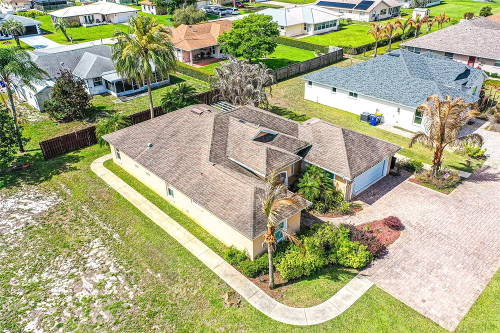 3715 SEBRING PARKWAY Sebring, FL 33870