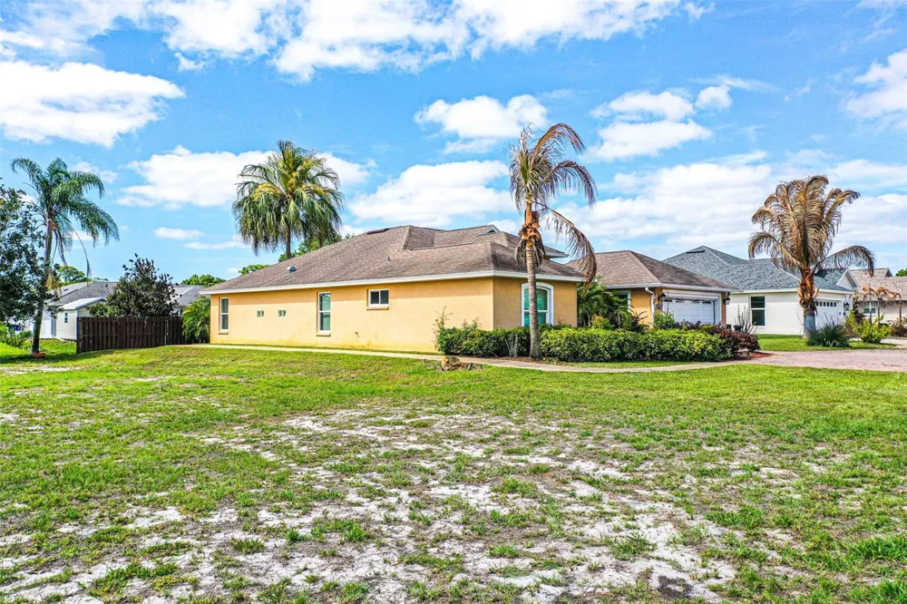 3715 SEBRING PARKWAY Sebring, FL 33870