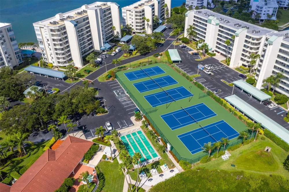 7979 SAILBOAT KEY BOULEVARD S #306 South Pasadena, FL 33707