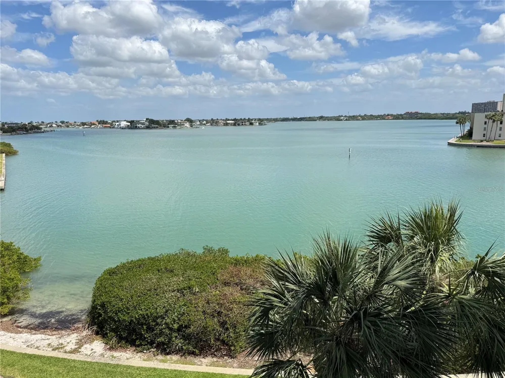 7979 SAILBOAT KEY BOULEVARD S #306 South Pasadena, FL 33707