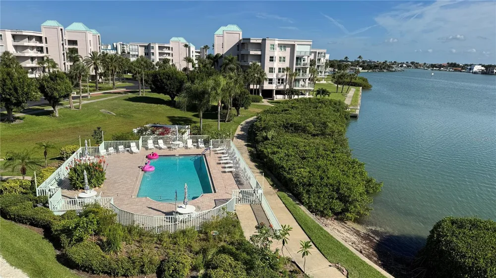 7979 SAILBOAT KEY BOULEVARD S #306 South Pasadena, FL 33707