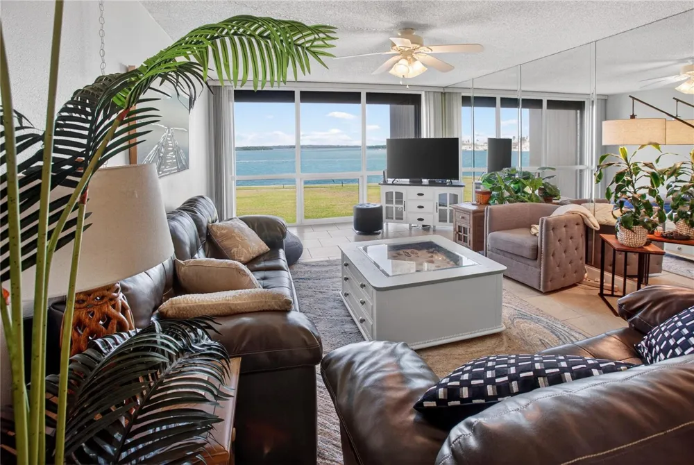 1 KEY CAPRI #103E Treasure Island, FL 33706
