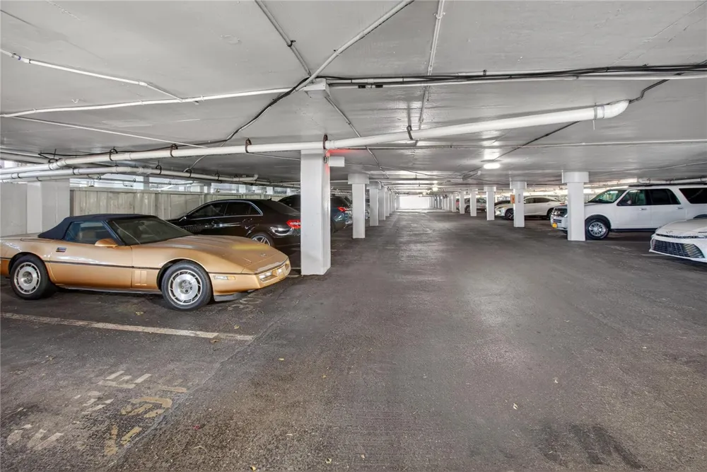 1 KEY CAPRI #103E Treasure Island, FL 33706