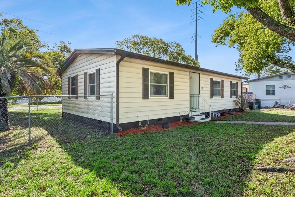 217 COLONY DRIVE Casselberry, FL 32707