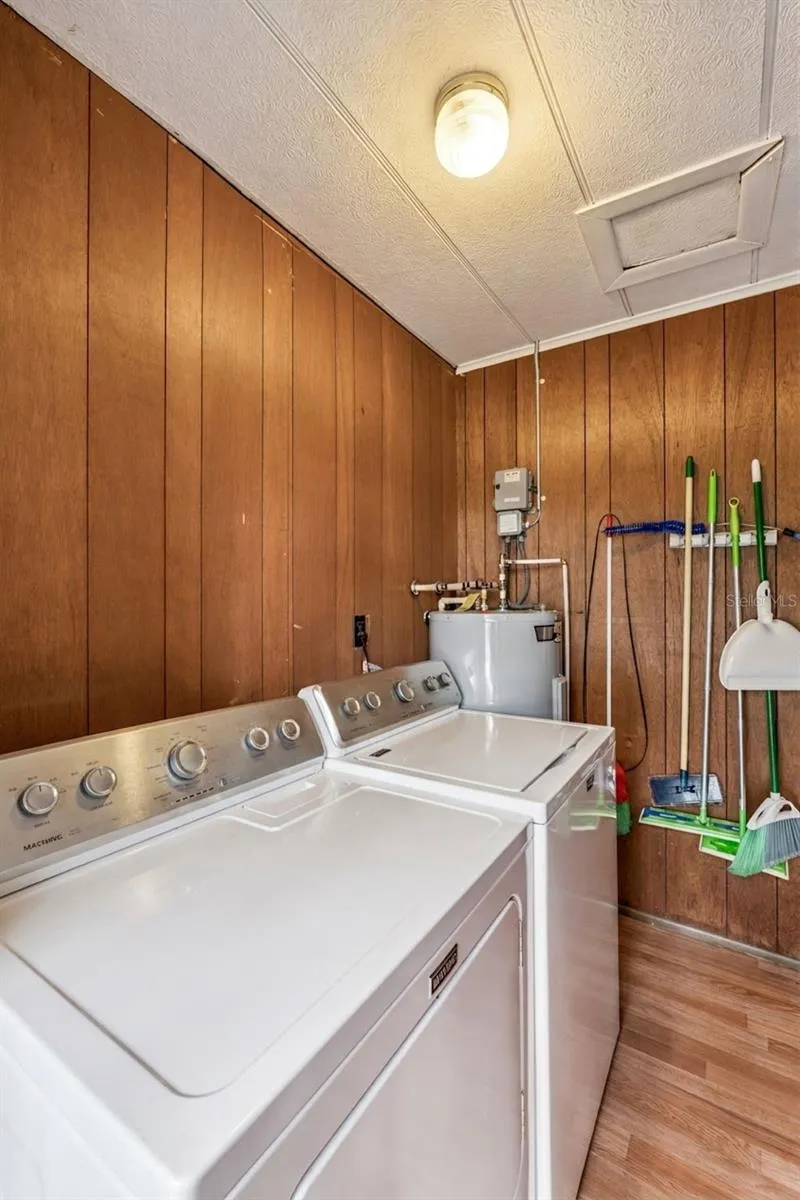 217 COLONY DRIVE Casselberry, FL 32707