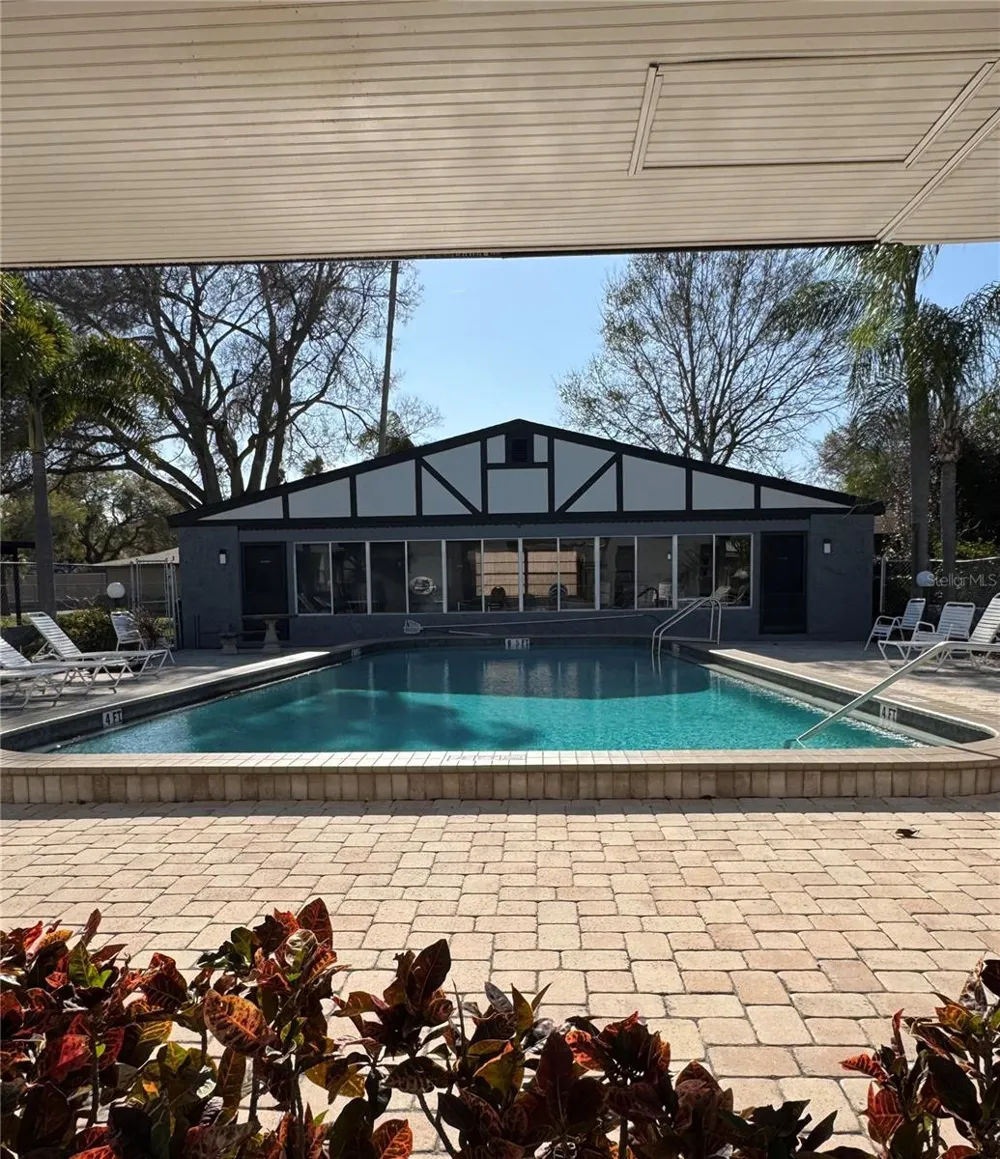 1126 KING ARTHUR COURT #413 Dunedin, FL 34698
