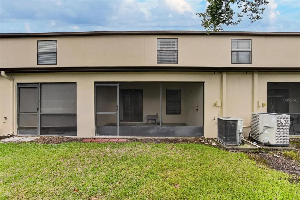 2605 OLEANDER LAKES DRIVE Brandon, FL 33511