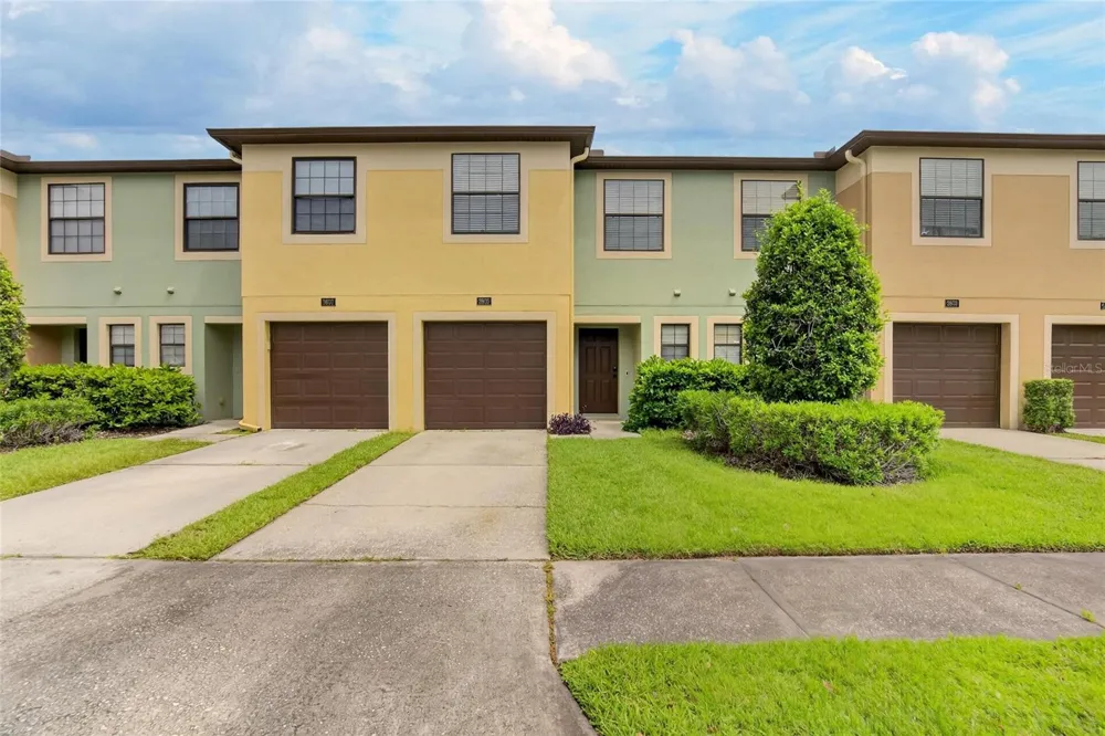 2605 OLEANDER LAKES DRIVE Brandon, FL 33511