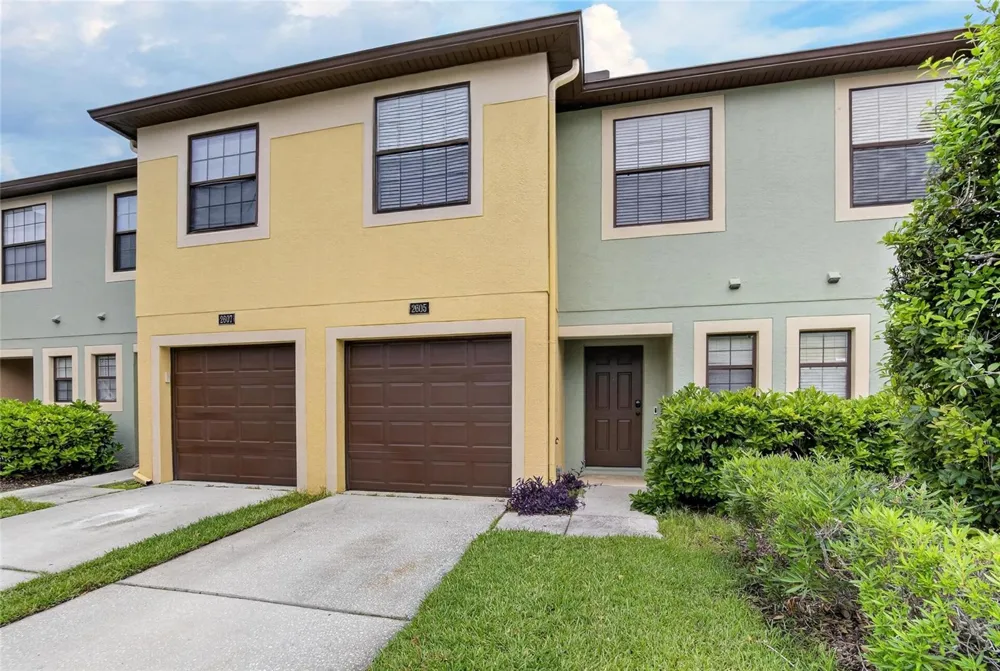 2605 OLEANDER LAKES DRIVE Brandon, FL 33511