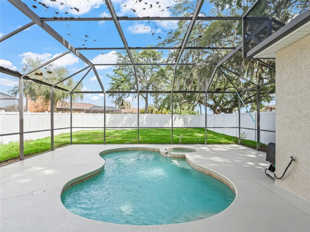 4942 NE 123RD LANE Oxford, FL 34484