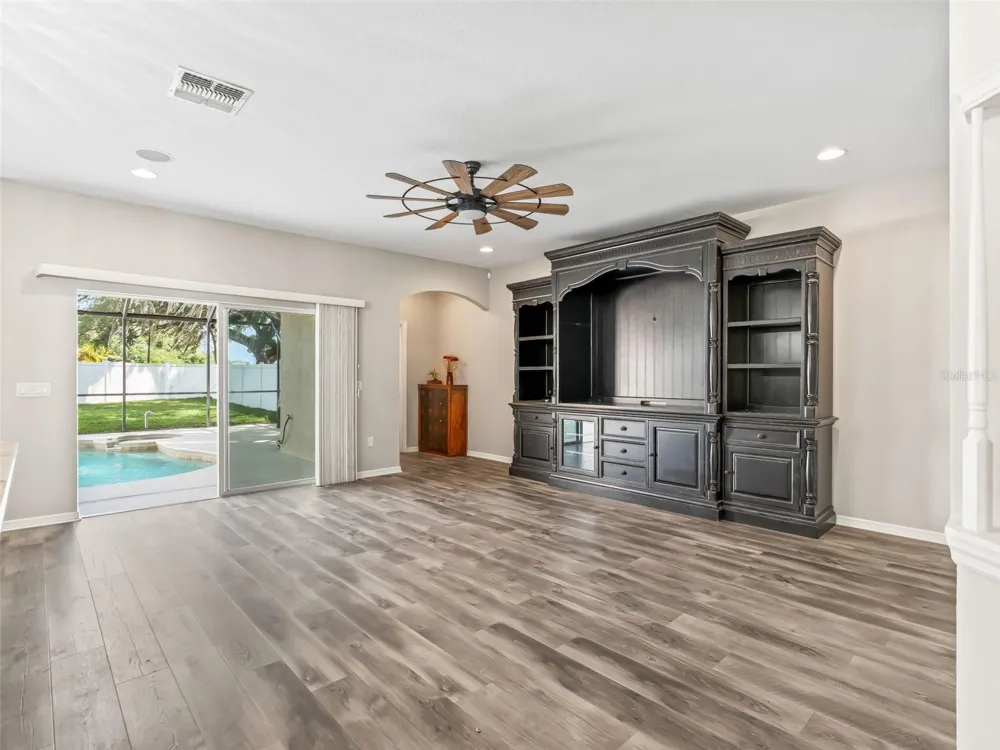4942 NE 123RD LANE Oxford, FL 34484