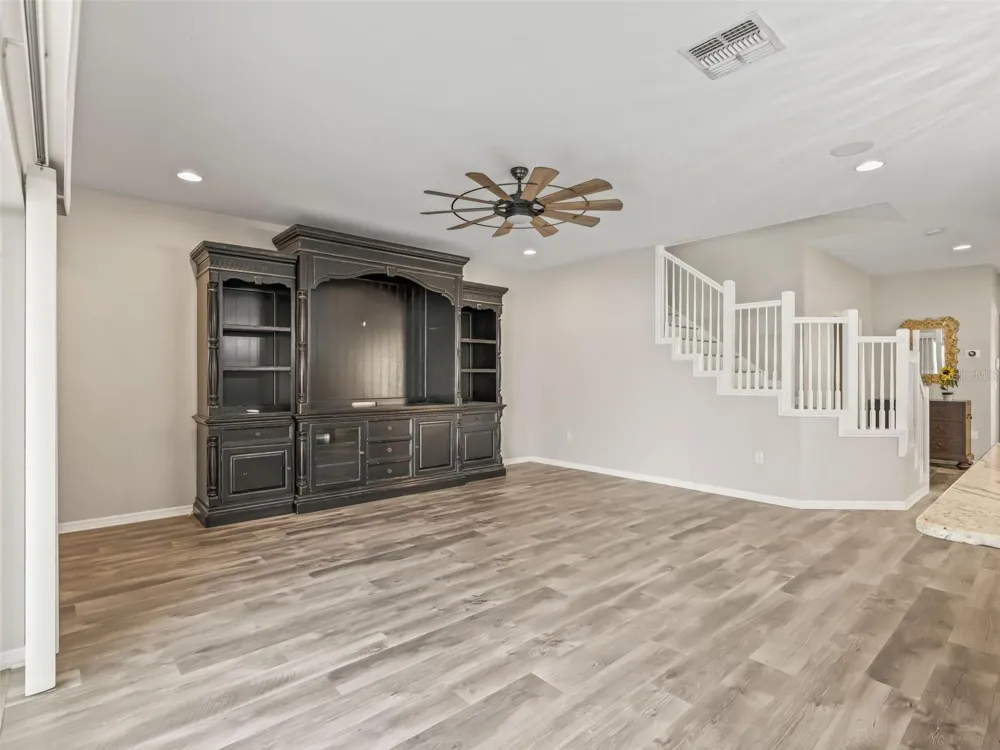 4942 NE 123RD LANE Oxford, FL 34484