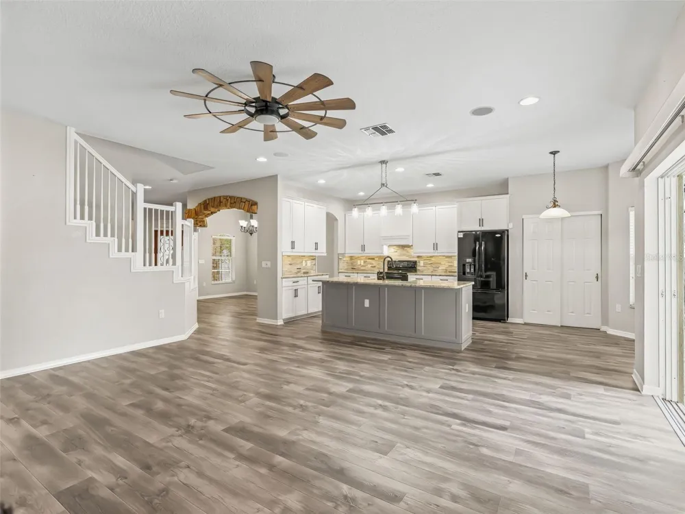 4942 NE 123RD LANE Oxford, FL 34484