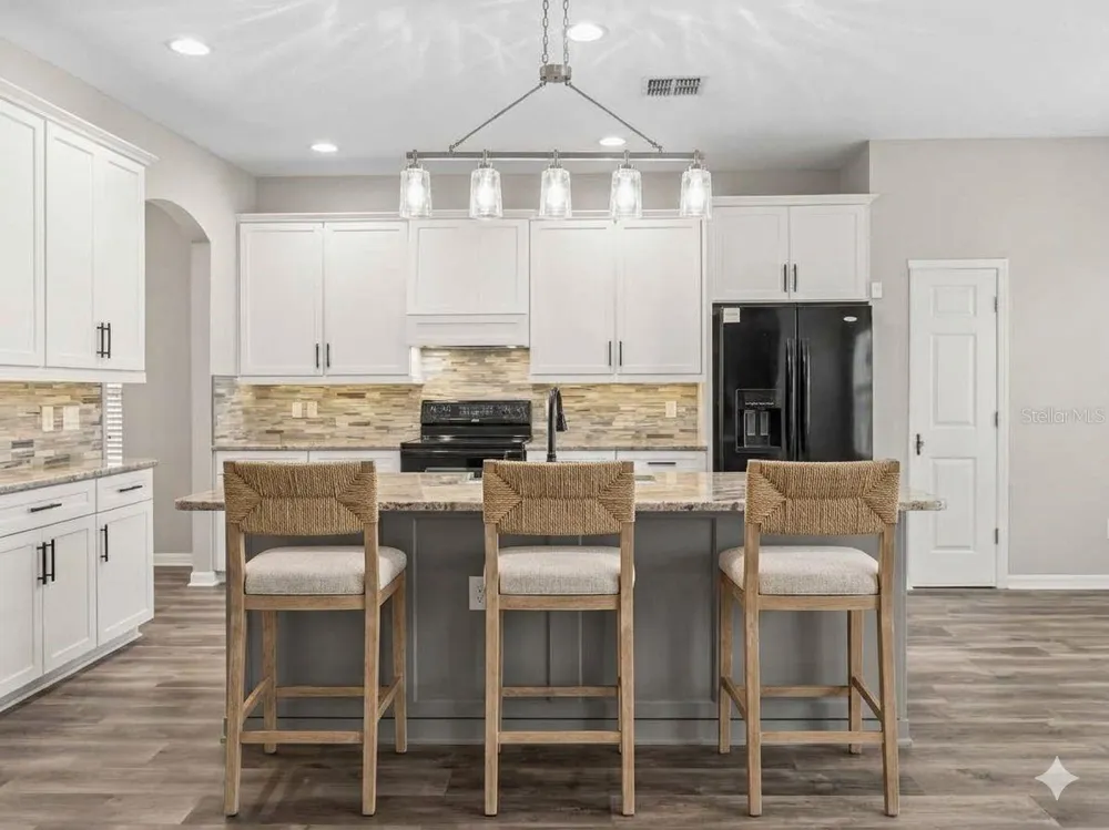 4942 NE 123RD LANE Oxford, FL 34484