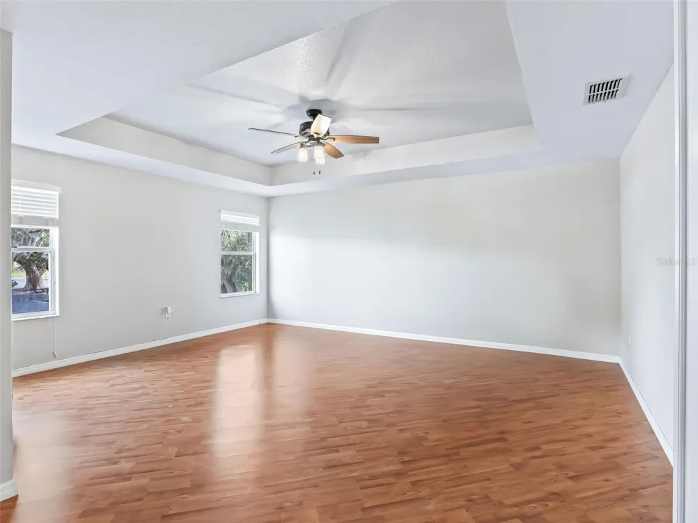 4942 NE 123RD LANE Oxford, FL 34484