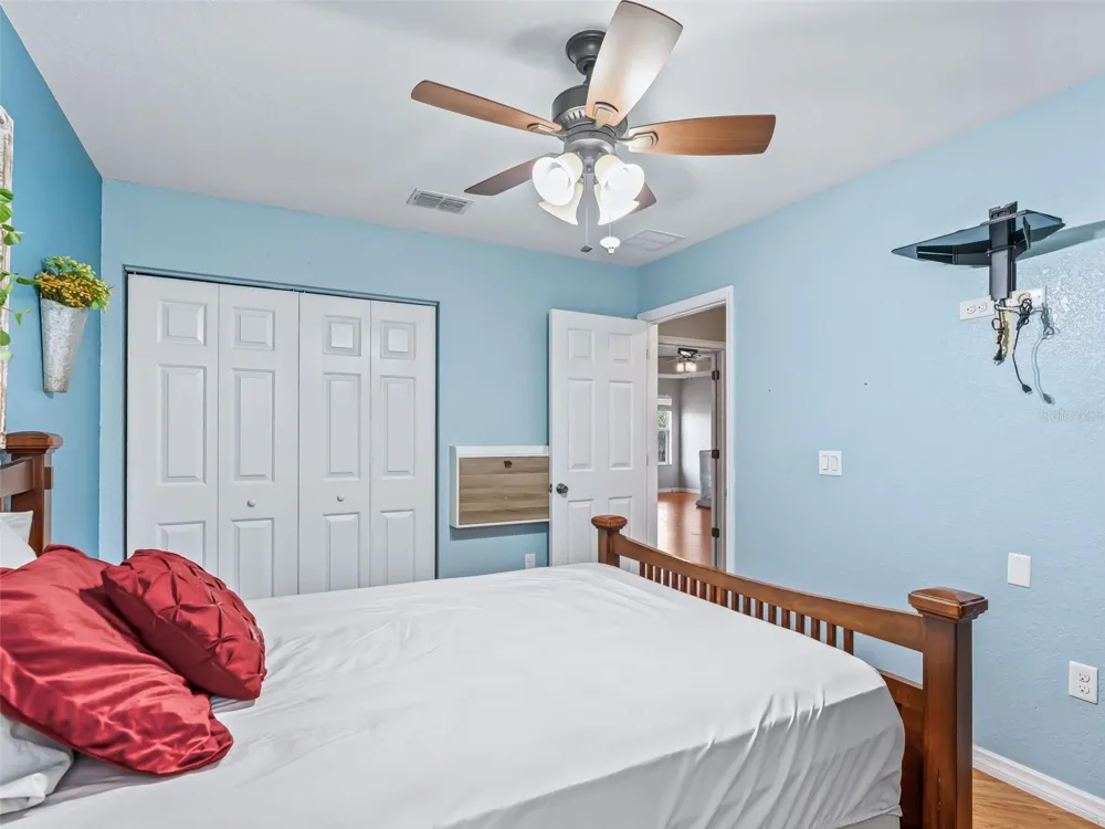 4942 NE 123RD LANE Oxford, FL 34484