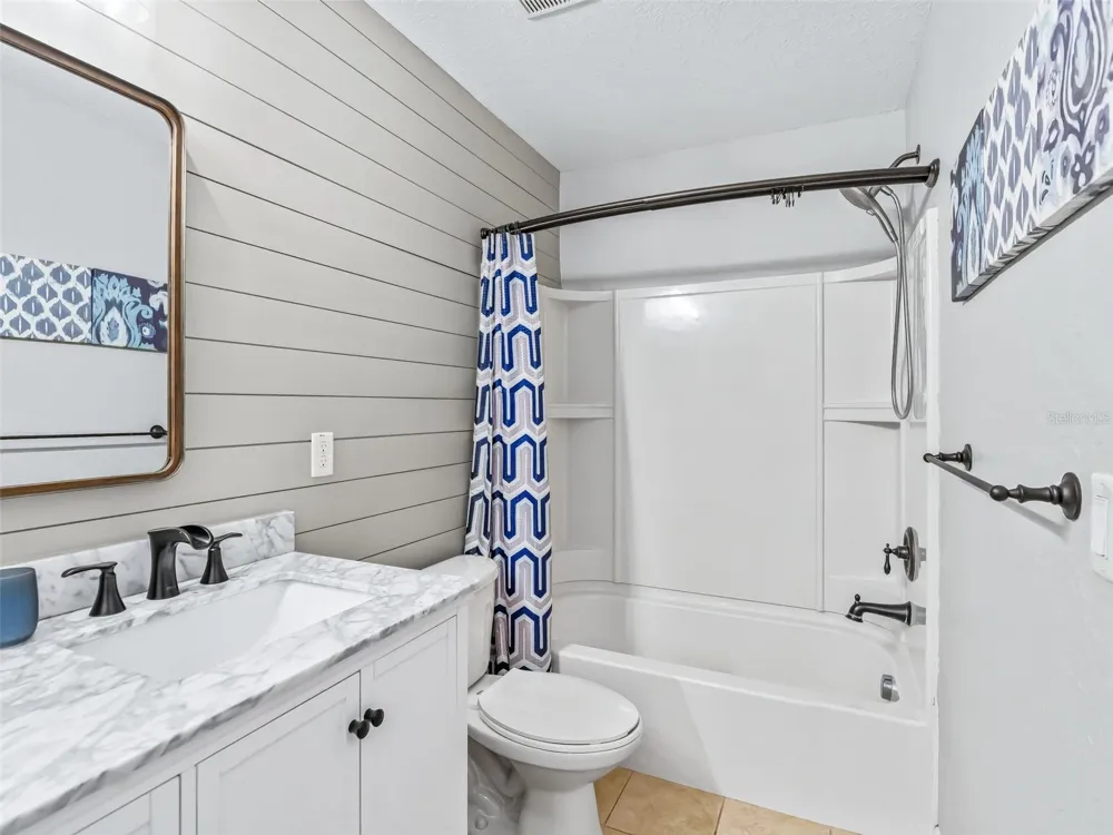 4942 NE 123RD LANE Oxford, FL 34484
