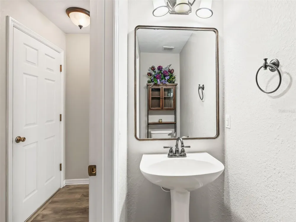 4942 NE 123RD LANE Oxford, FL 34484