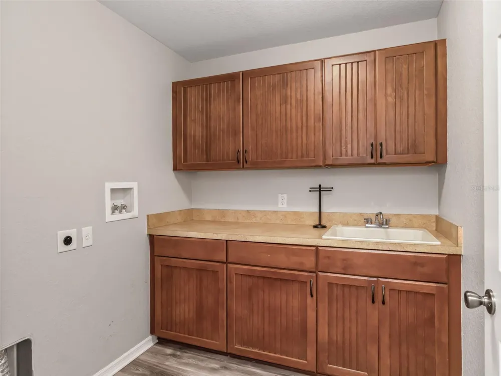 4942 NE 123RD LANE Oxford, FL 34484