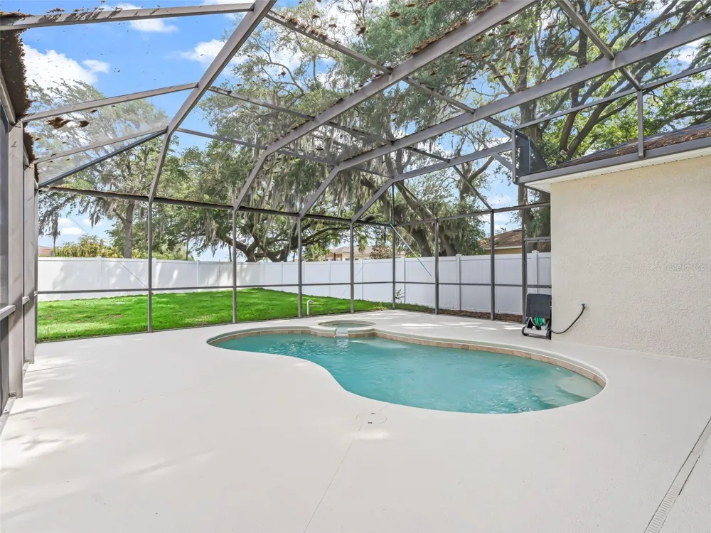 4942 NE 123RD LANE Oxford, FL 34484
