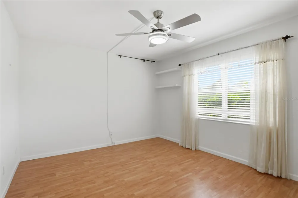 7860 PALM AIRE LANE #103 Sarasota, FL 34243