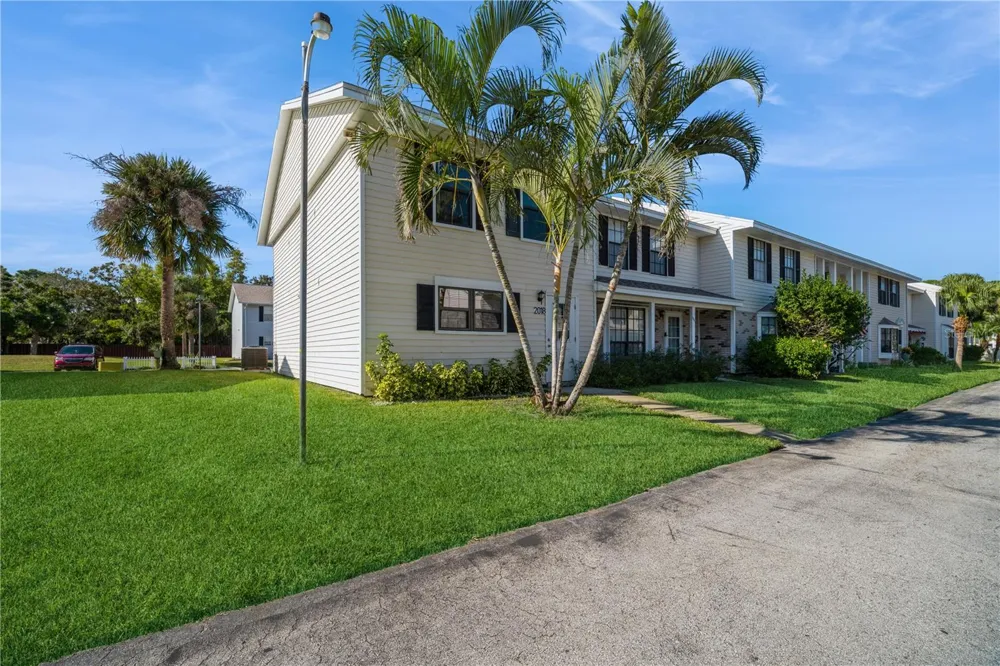 2018 MANOR DRIVE NE Palm Bay, FL 32905