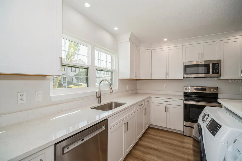 2018 MANOR DRIVE NE Palm Bay, FL 32905
