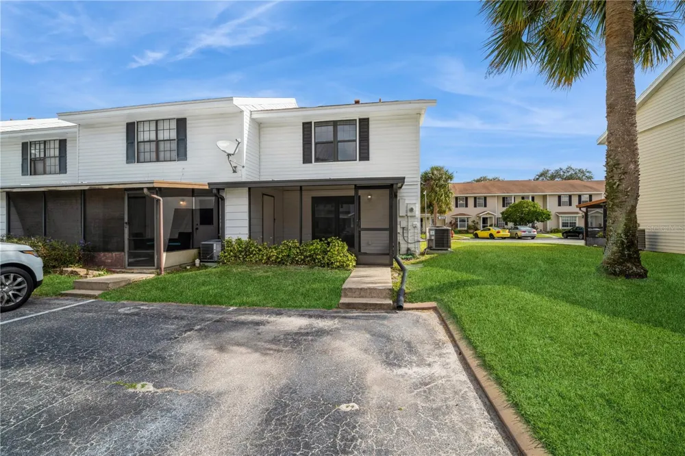 2018 MANOR DRIVE NE Palm Bay, FL 32905