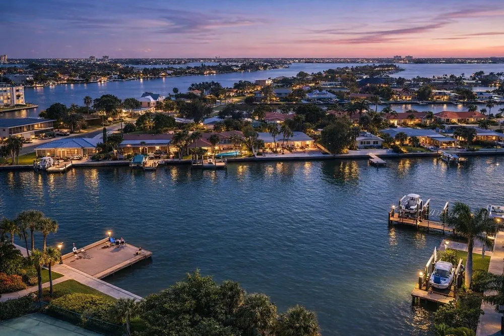 5353 GULF BOULEVARD #A404 St Pete Beach, FL 33706