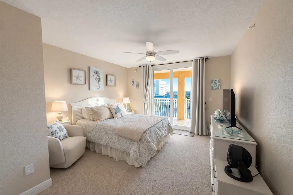 5353 GULF BOULEVARD #A404 St Pete Beach, FL 33706