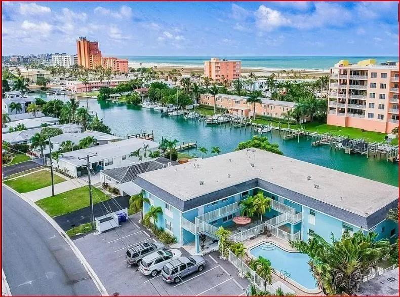 11440 1ST STREET E #6 Treasure Island, FL 33706