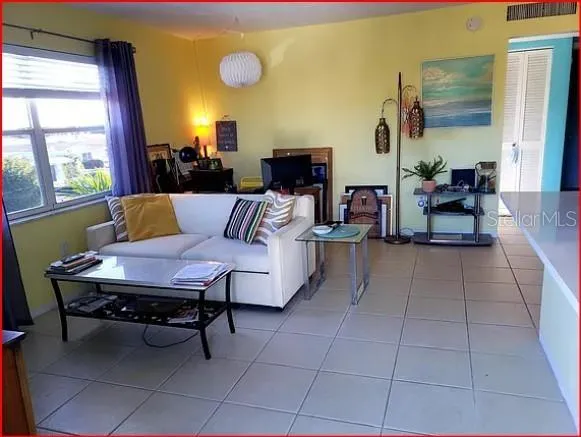 11440 1ST STREET E #6 Treasure Island, FL 33706