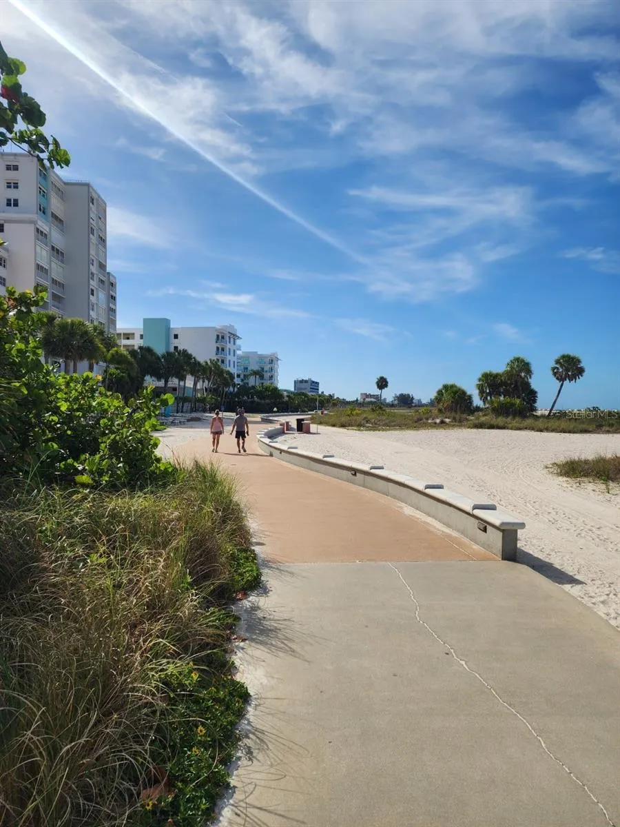 11440 1ST STREET E #6 Treasure Island, FL 33706