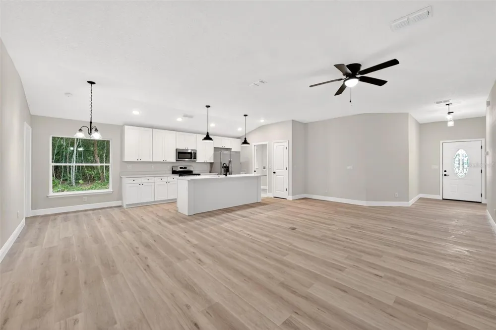 2132 PINE MEADOWS GOLF COURSE ROAD Eustis, FL 32726