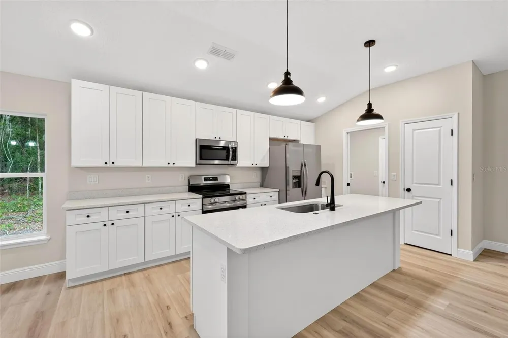 2132 PINE MEADOWS GOLF COURSE ROAD Eustis, FL 32726