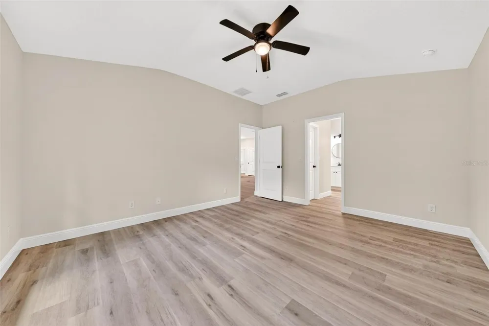 2132 PINE MEADOWS GOLF COURSE ROAD Eustis, FL 32726