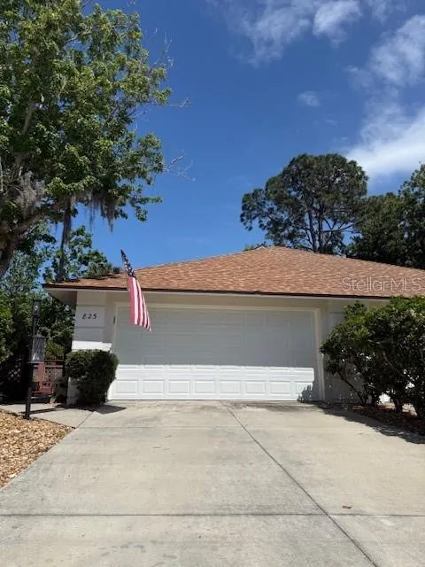823 LONG MEADOW COURT