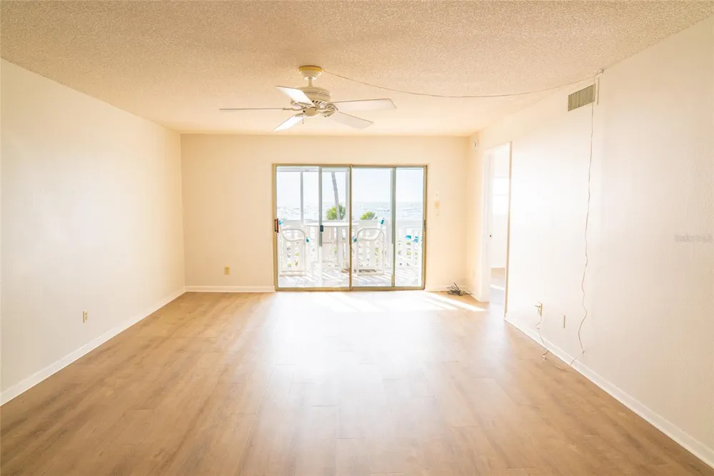 403 GULF WAY #304 St Pete Beach, FL 33706